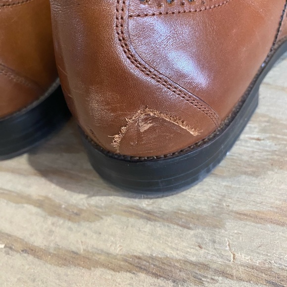 STACY ADAM'S MOCHA WINGTIPS 11M. - Picture 6 of 8